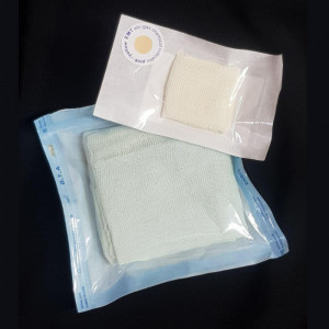 Blood and Water Absorbent Pad
