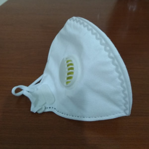 Respiratory Mask containing Nanofibers