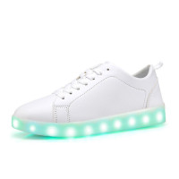 New Fashion Party Wear Black White Color Women Running LED Light Up Dance Shoes for Adults
