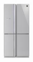 French Door Refrigerator with Glass Silver door finish 676L